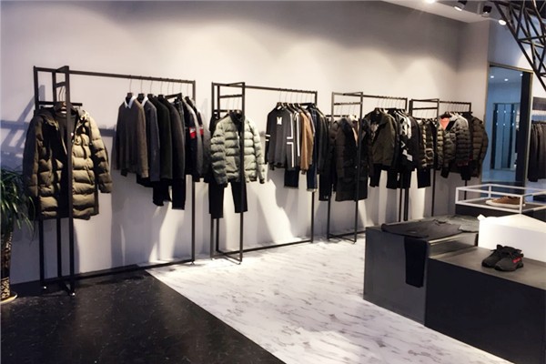 积客绅店面陈列图