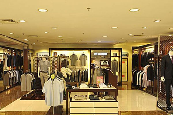 依文店面实景图