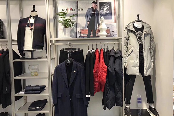 空间店铺陈列图