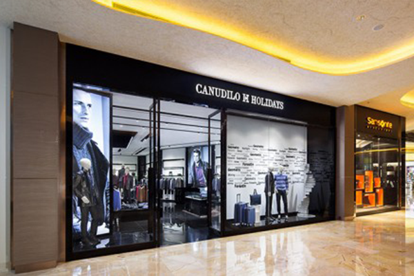 C.H男装店铺展示