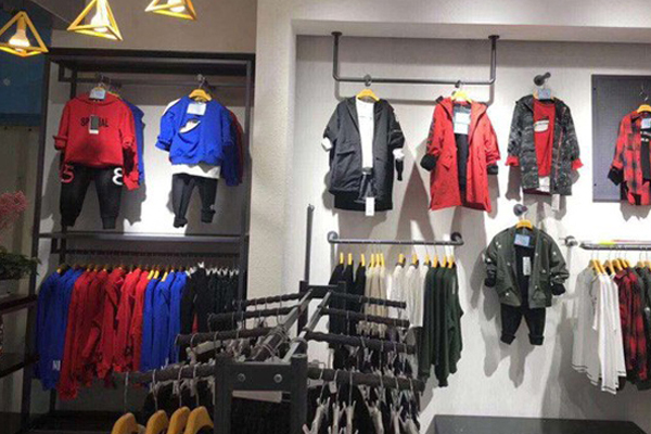 茵赛UENGSHEAR 童装店铺陈列展示