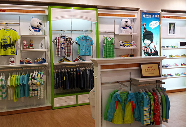 帮登品牌童装店铺形象图