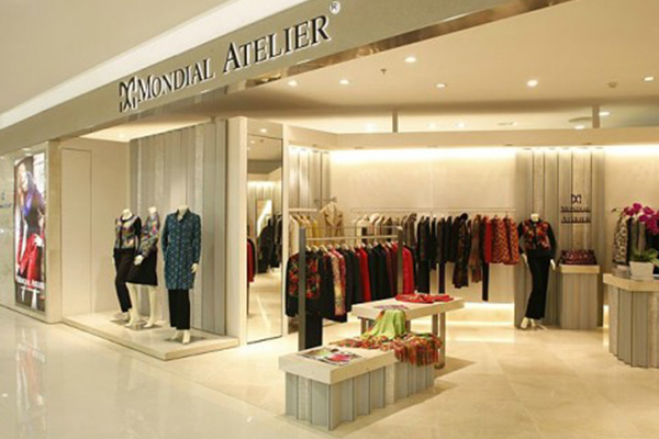 蒙迪爱尔女装店铺展示