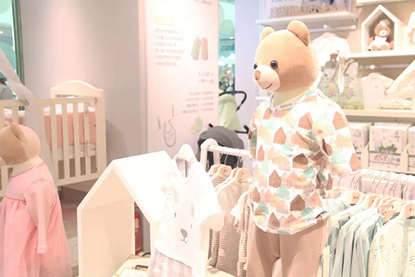 拉比LABIBABY店铺陈列展示