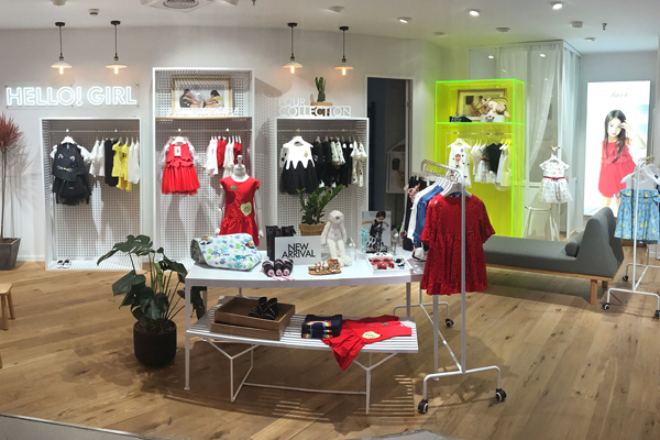 MQD童装店铺内景陈列