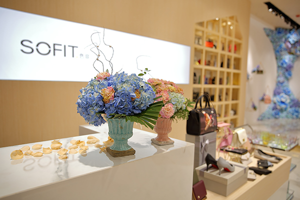 色非SOFIT品牌实景店铺图