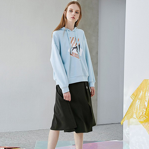 熙世界女装，带给女性不一样的特色！